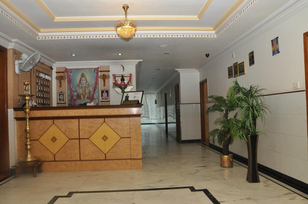 Hotel Gangothri Bangalore Eksteriør billede